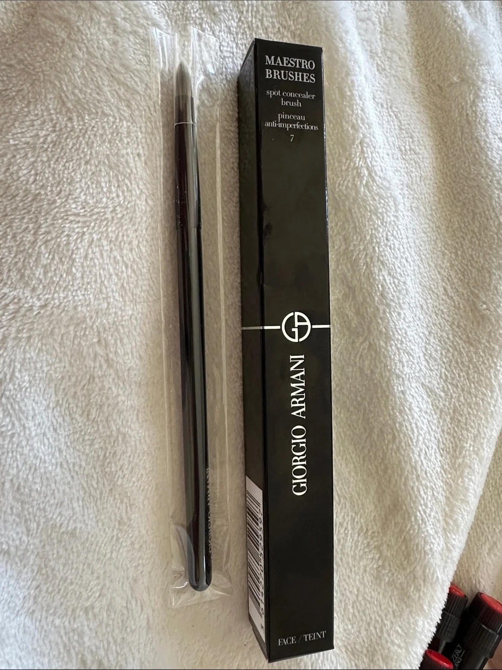 NIB Giorgio Armani Spot Concealer Brush 7- Black